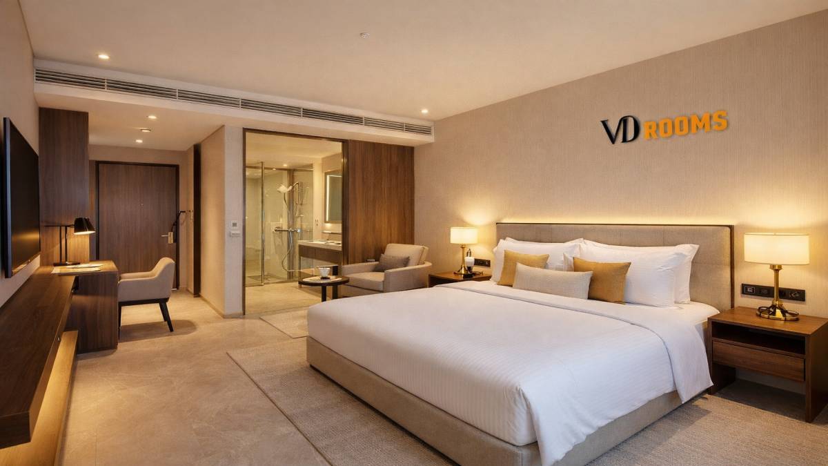 Deluxe Rooms in Surat: Comfort Features You Should Expect